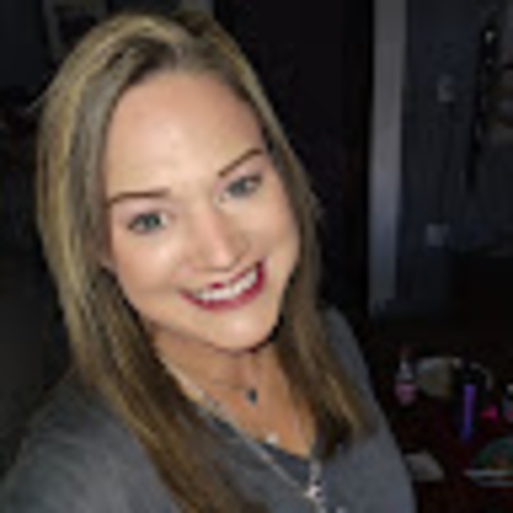 Meet your Posher, Stacy